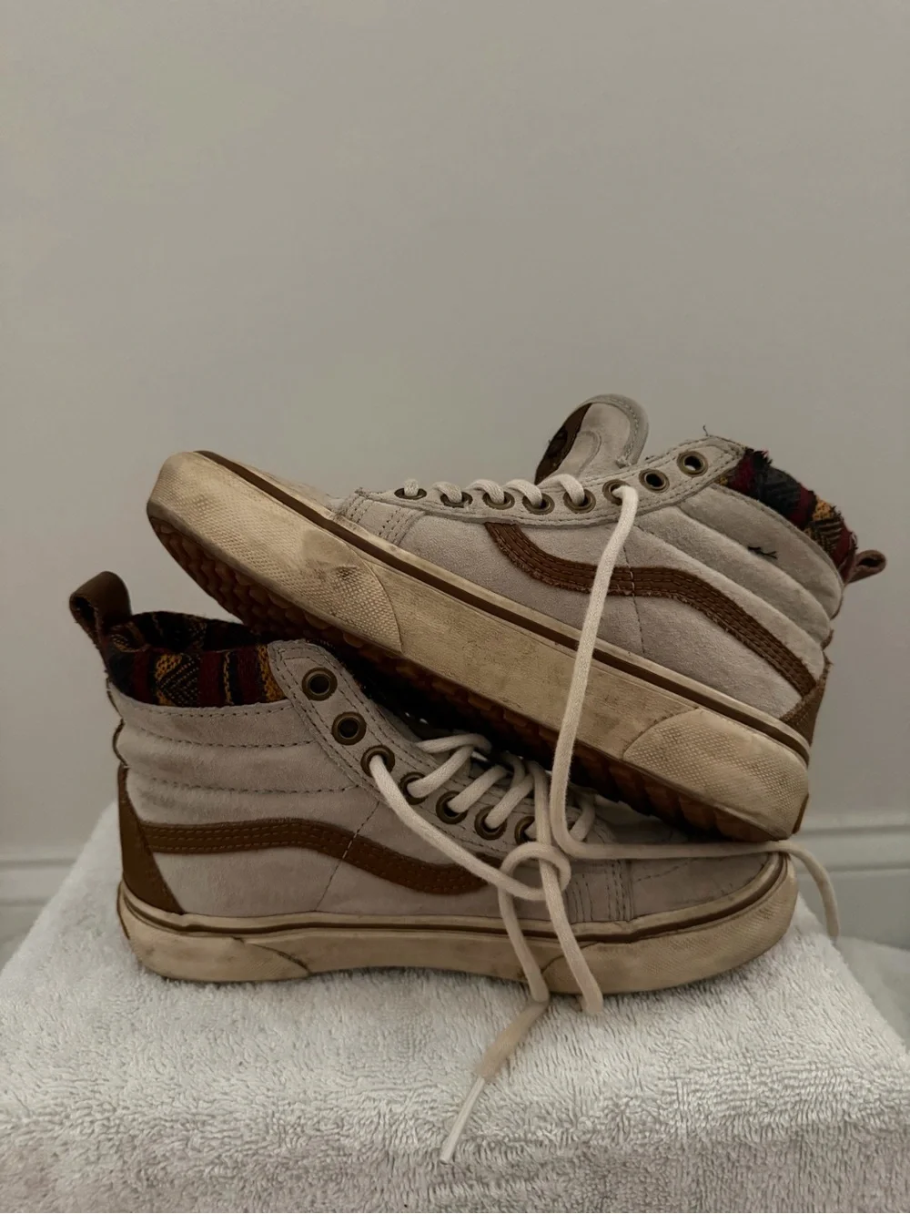 Vans Women’s Beige High-Top Skate Sneakers